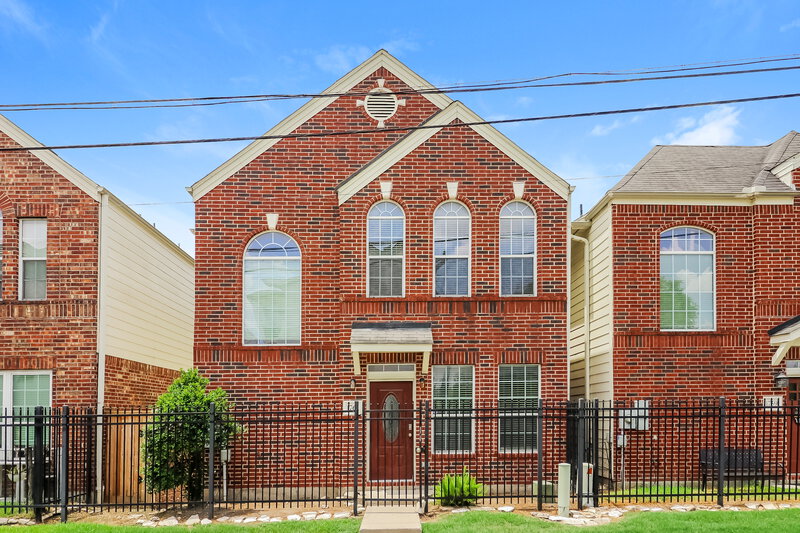 1,810/Mo, 1761 Aden Dr Houston, TX 77003 External View