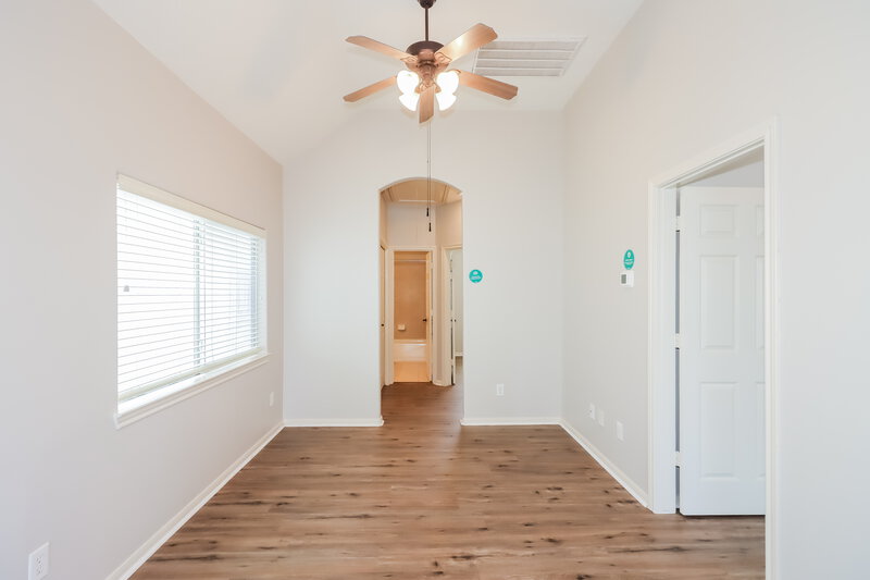1,810/Mo, 1761 Aden Dr Houston, TX 77003 Loft View