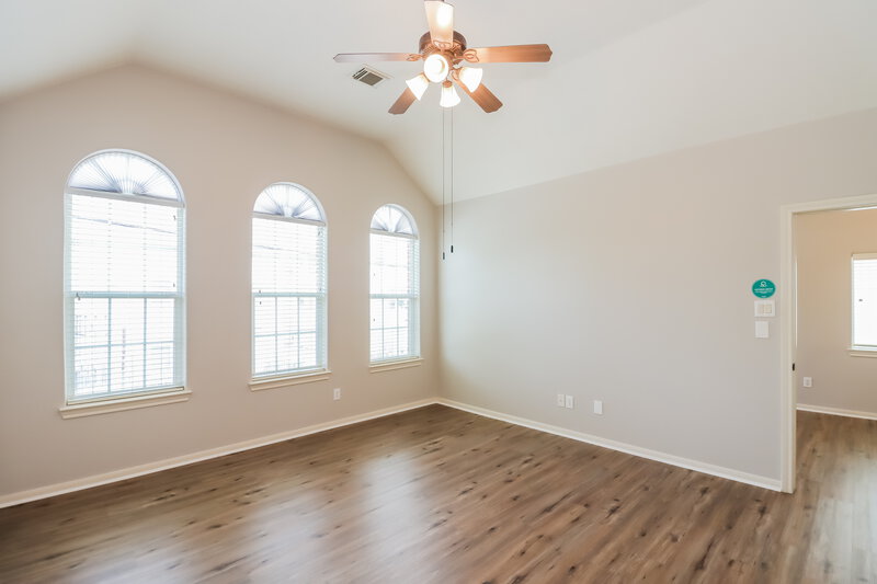 1,810/Mo, 1761 Aden Dr Houston, TX 77003 Main Bedroom View