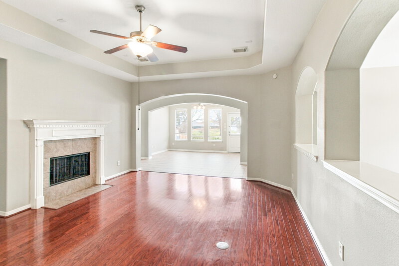2,585/Mo, 2716 Alessandria Ln League City, TX 77573 Living Room View