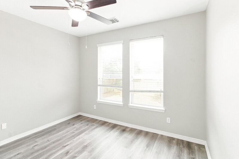 2,585/Mo, 2716 Alessandria Ln League City, TX 77573 Bedroom View