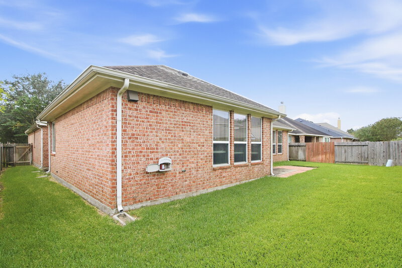 2,585/Mo, 2716 Alessandria Ln League City, TX 77573 Rear View