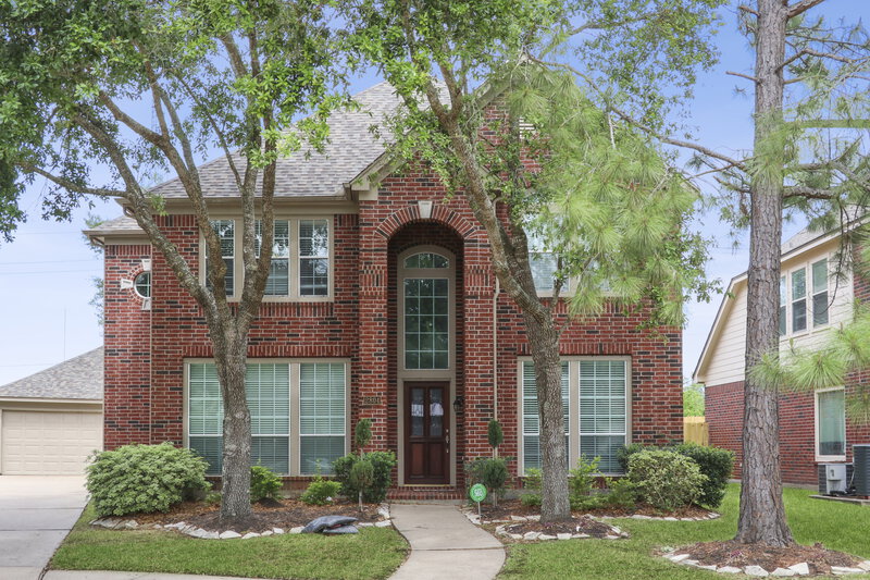 3,030/Mo, 2804 Creek Bend Dr Friendswood, TX 77546 External View