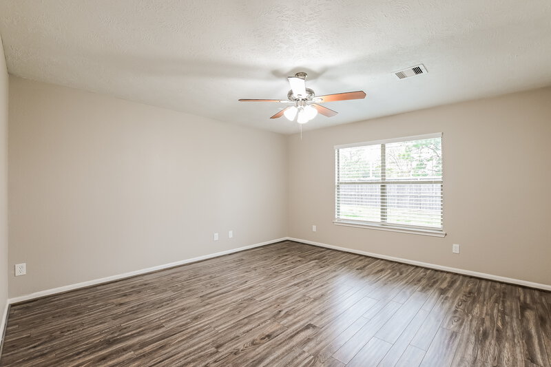 1,950/Mo, 16030 Arapaho Bend Ln Cypress, TX 77429 Main Bedroom View