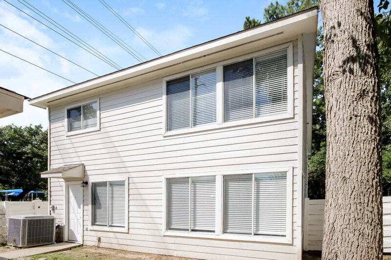 2,040/Mo, 19103 Atasca Oaks Dr Humble, TX 77346 Rear View