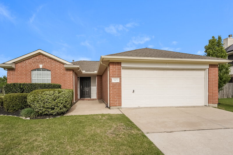 1,895/Mo, 5103 Santrey Dr Houston, TX 77084 External View