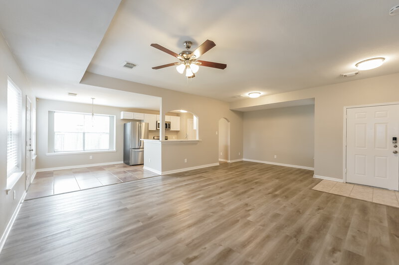 1,895/Mo, 5103 Santrey Dr Houston, TX 77084 Living Room View 2