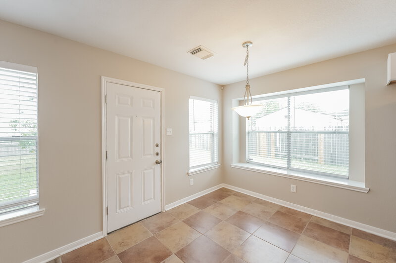 1,895/Mo, 5103 Santrey Dr Houston, TX 77084 Dining Room View