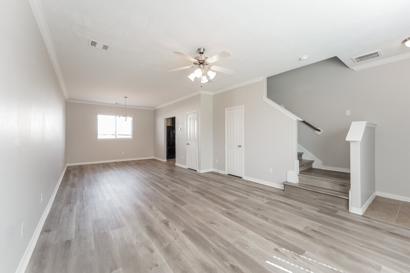 2,615/Mo, 8406 Parapet Pl Rosharon, TX 77583 Living Room View