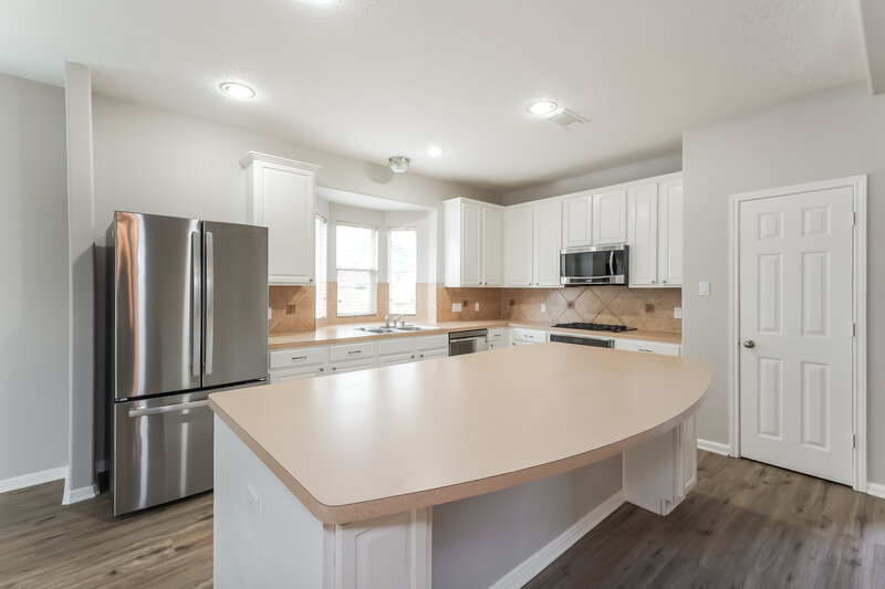 3,200/Mo, 2712 Sienna Springs Dr Pearland, TX 77584 Kitchen View