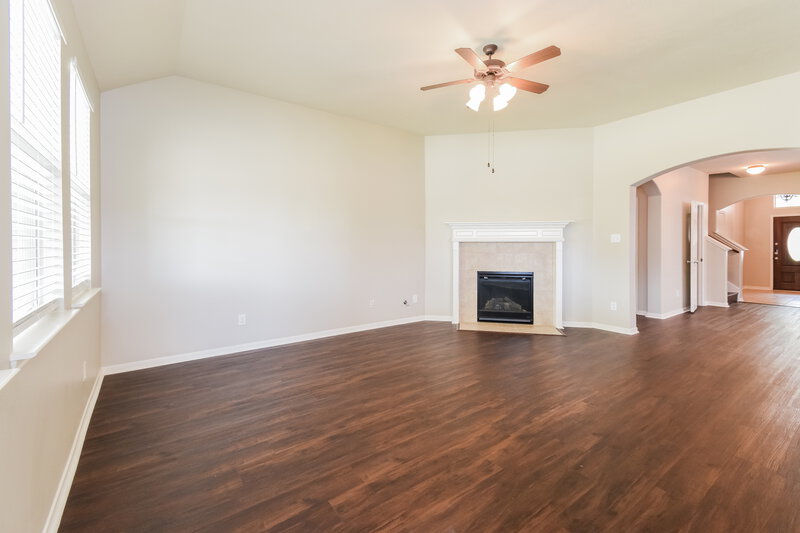 2,955/Mo, 815 Harvard Pointe Dr League City, TX 77573 Living Room View