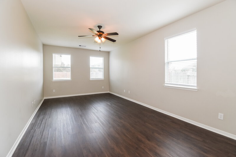 2,955/Mo, 815 Harvard Pointe Dr League City, TX 77573 Main Bedroom View