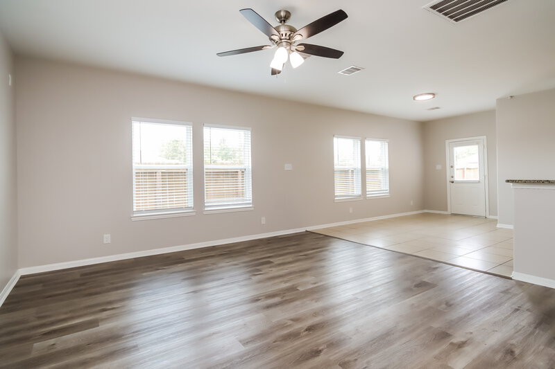 2,470/Mo, 20810 Derbyshire Meadows Ln Humble, TX 77338 Living Room View