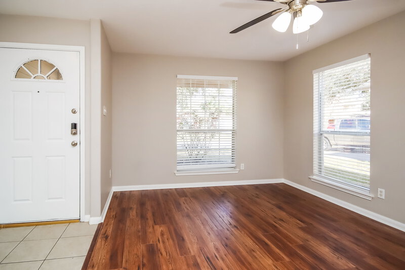 1,995/Mo, 11806 Remington Run Ln Houston, TX 77066 Den Dining Room View