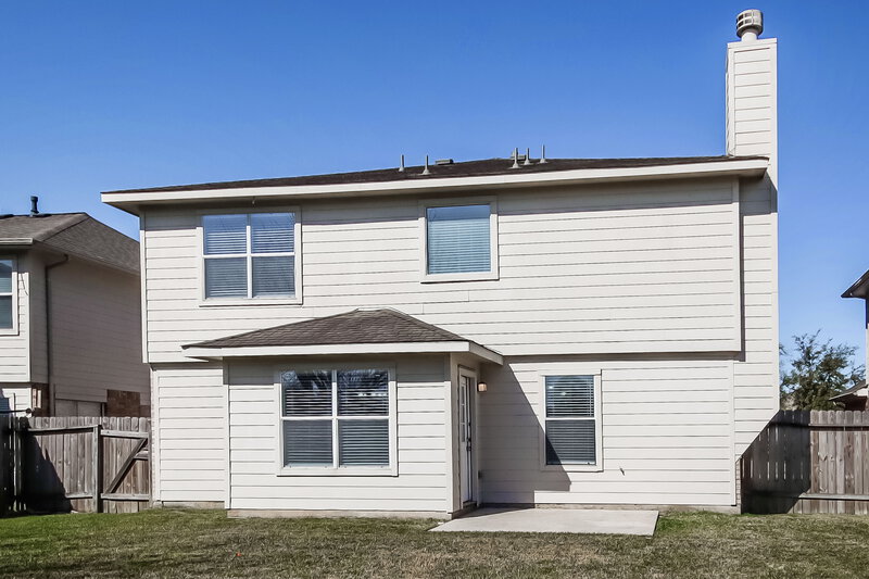 1,995/Mo, 11806 Remington Run Ln Houston, TX 77066 Rear View