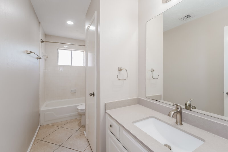 1,925/Mo, 22111 Eagle Meadow Dr Katy, TX 77450 Bathroom View