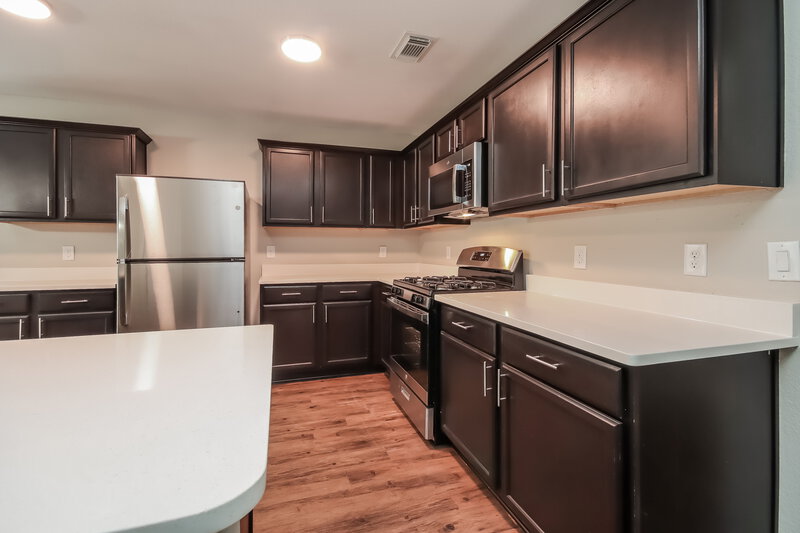 2,420/Mo, 2122 Harvey Brown School Dr Houston, TX 77049 Kitchen View