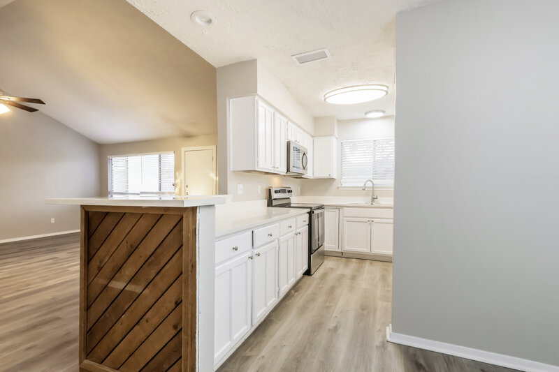 1,775/Mo, 7411 Skylight Ln Houston, TX 77095 Kitchen View