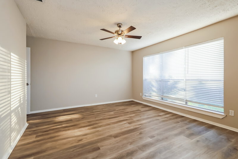 1,775/Mo, 7411 Skylight Ln Houston, TX 77095 Main Bedroom View 2