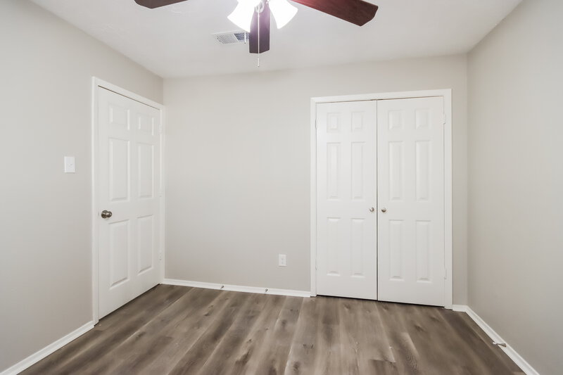 2,025/Mo, 18806 Oak Bower Dr Humble, TX 77346 Bedroom View 2