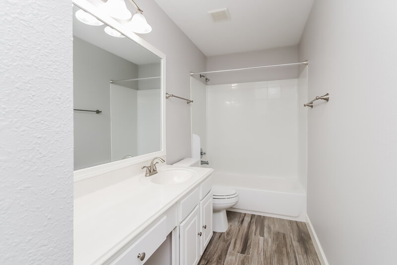 3,740/Mo, 3130 Peachstone Pl Spring, TX 77389 Main Bathroom View