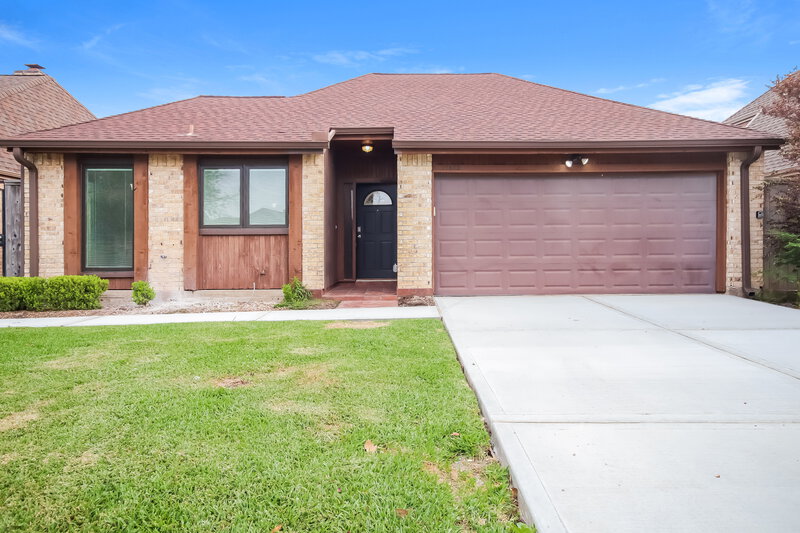 2,320/Mo, 11822 Brook Meadows Ln Meadows Place, TX 77477 External View