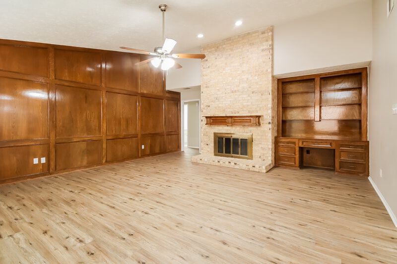 2,320/Mo, 11822 Brook Meadows Ln Meadows Place, TX 77477 Living Room View 2