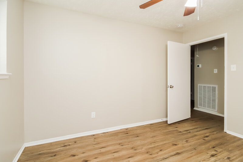 2,320/Mo, 11822 Brook Meadows Ln Meadows Place, TX 77477 Bedroom View
