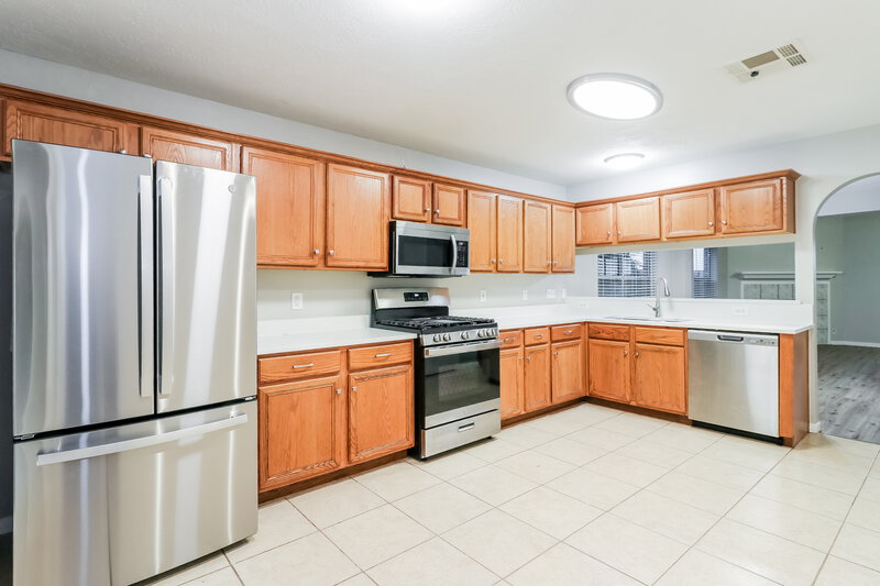 2,230/Mo, 22835 W Waterlake Dr Richmond, TX 77406 Kitchen View
