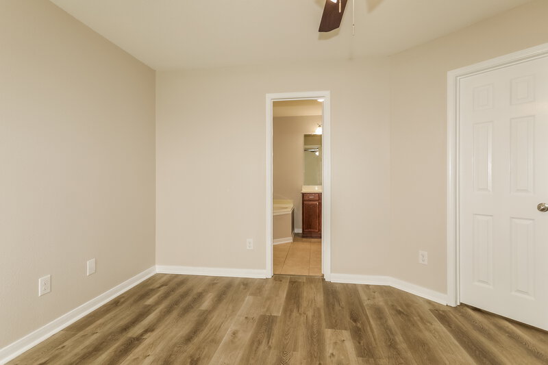 2,025/Mo, 28842 San Bernard River Loop Spring, TX 77386 Main Bedroom View 2