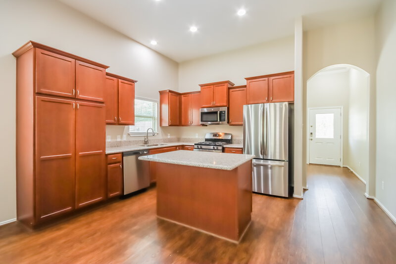 2,355/Mo, 9414 Elliotts Ct Conroe, TX 77304 Kitchen View