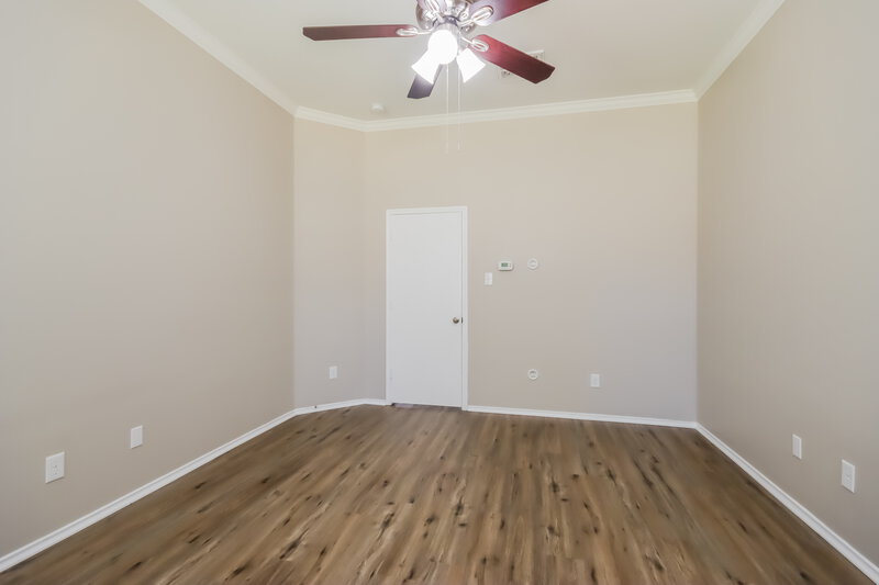 2,355/Mo, 9414 Elliotts Ct Conroe, TX 77304 Main Bedroom View 2