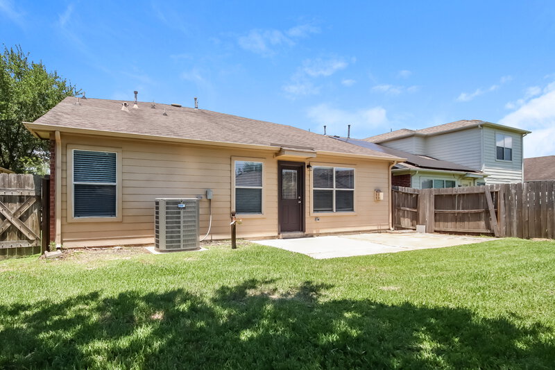 2,445/Mo, 20023 Juniper Berry Dr Richmond, TX 77407 Rear View