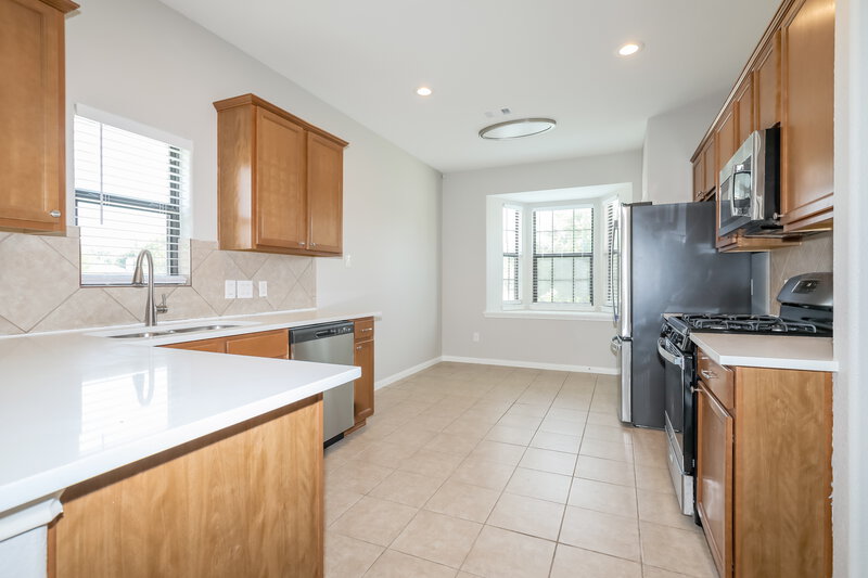 1,830/Mo, 18446 Sunrise Pines Dr Montgomery, TX 77316 Kitchen View