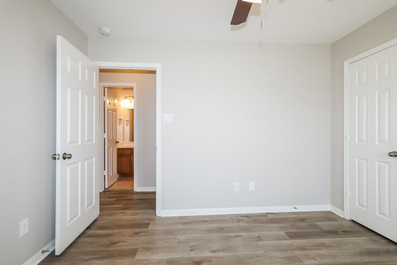 1,830/Mo, 18446 Sunrise Pines Dr Montgomery, TX 77316 Bedroom View 3