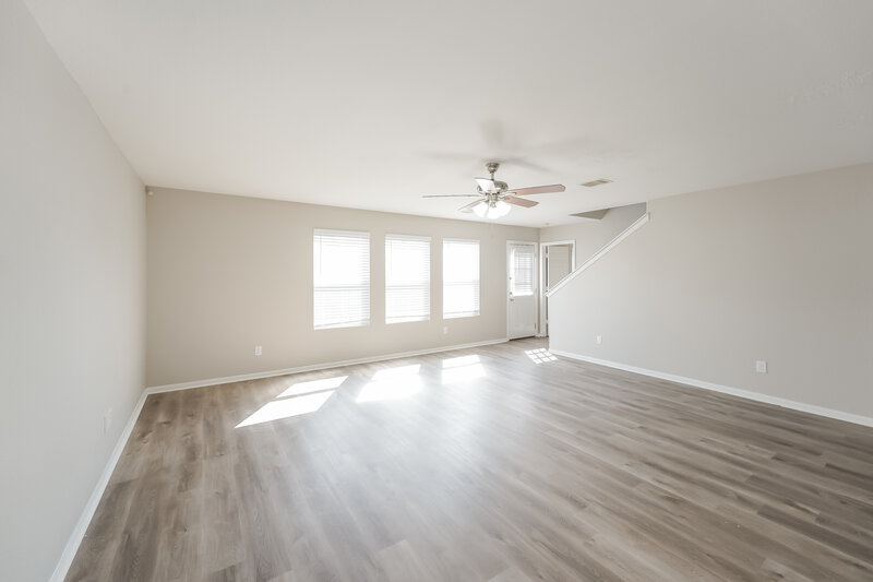 1,985/Mo, 3074 View Valley Trl Katy, TX 77493 Living Room View