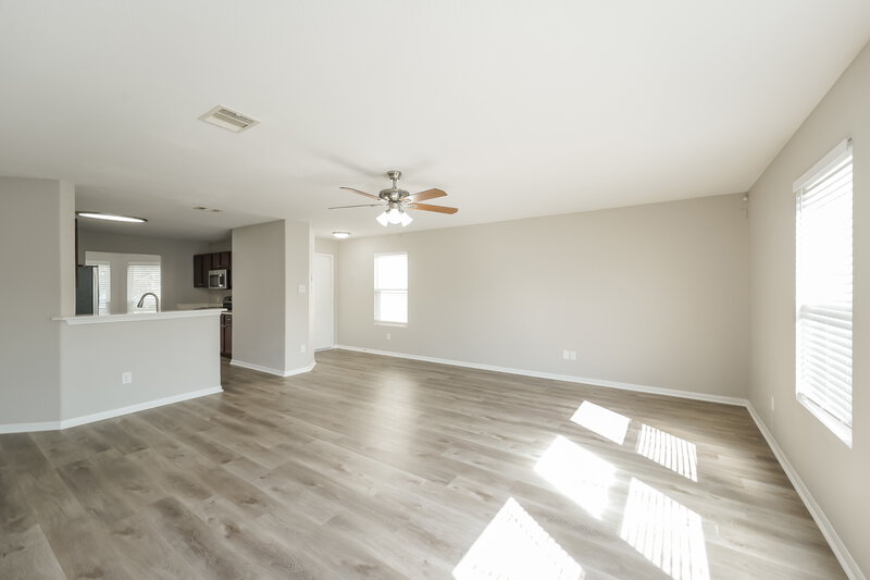 1,985/Mo, 3074 View Valley Trl Katy, TX 77493 Living Room View 3