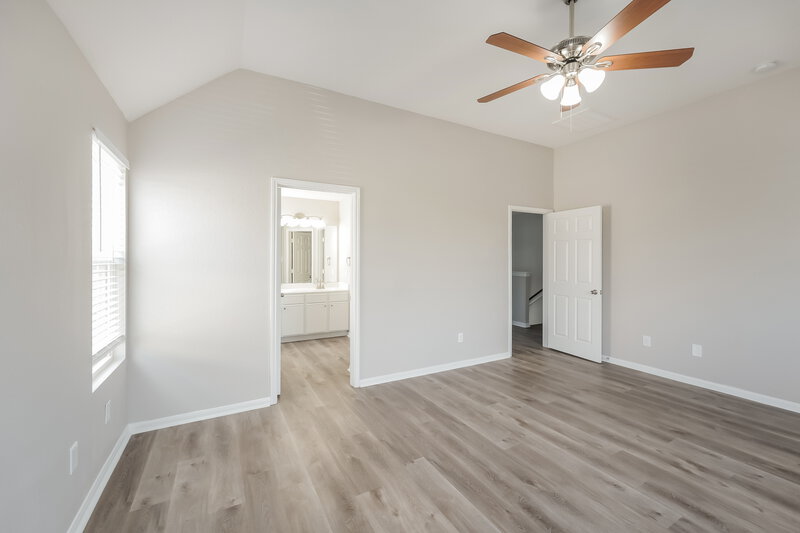 1,985/Mo, 3074 View Valley Trl Katy, TX 77493 Main Bedroom View 2