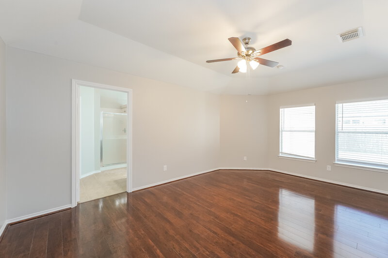 2,530/Mo, 3830 Lake Ballinger Ln Richmond, TX 77406 Main Bedroom View 2