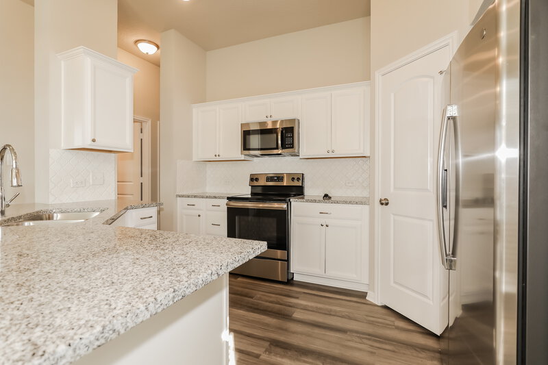 1,910/Mo, 291 Brocks Ln Montgomery, TX 77356 Kitchen View 2