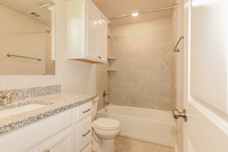1,910/Mo, 291 Brocks Ln Montgomery, TX 77356 Bathroom View