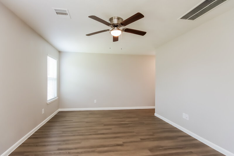 1,765/Mo, 20132 Langwell Dr Porter, TX 77365 Main Bedroom View