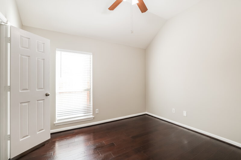 2,355/Mo, 26970 Armor Smith Dr Kingwood, TX 77339 Bedroom View