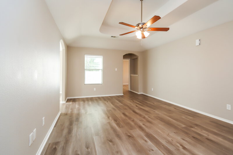 1,885/Mo, 426 Laurel Sage Dr Kingwood, TX 77339 Living Room View 2