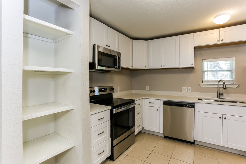 1,545/Mo, 234 Ridge Dr Crosby, TX 77532 Kitchen View