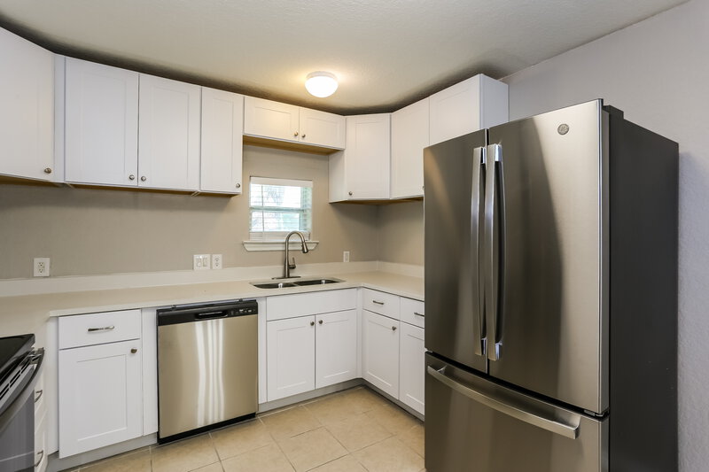 1,545/Mo, 234 Ridge Dr Crosby, TX 77532 Kitchen View 2