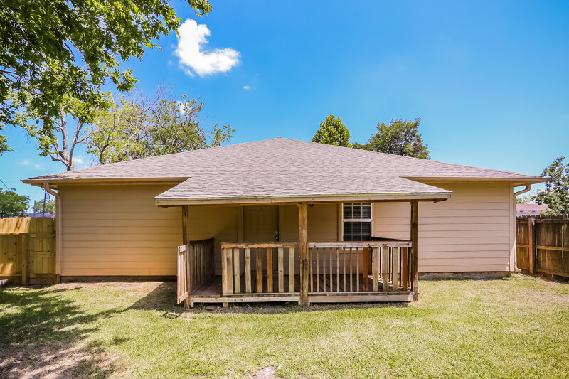 1,545/Mo, 234 Ridge Dr Crosby, TX 77532 Rear View