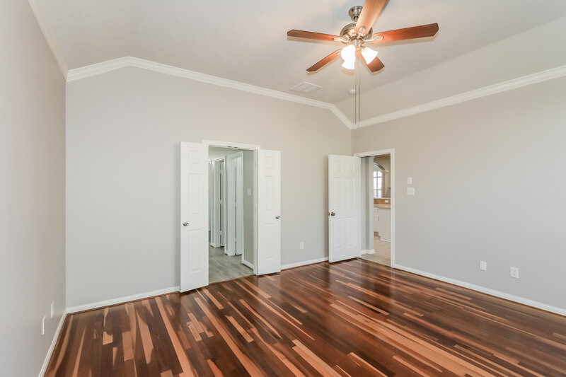 2,290/Mo, 7126 Fountain Lilly Dr Humble, TX 77346 Main Bedroom View