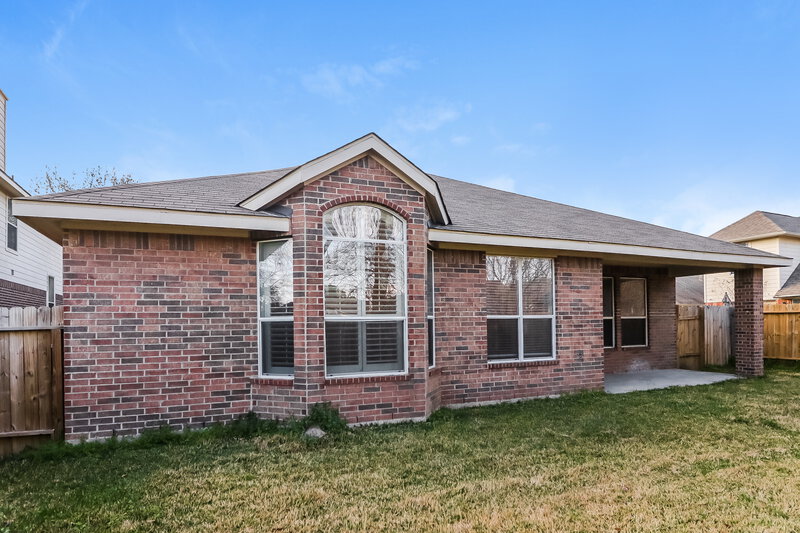 2,290/Mo, 7126 Fountain Lilly Dr Humble, TX 77346 Rear View