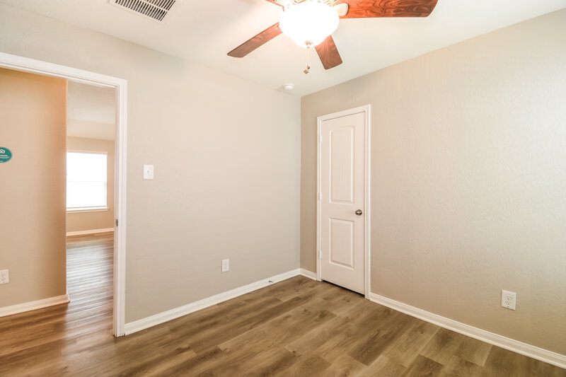 1,845/Mo, 10339 Spruce Villa Trce Houston, TX 77044 Bedroom View 3